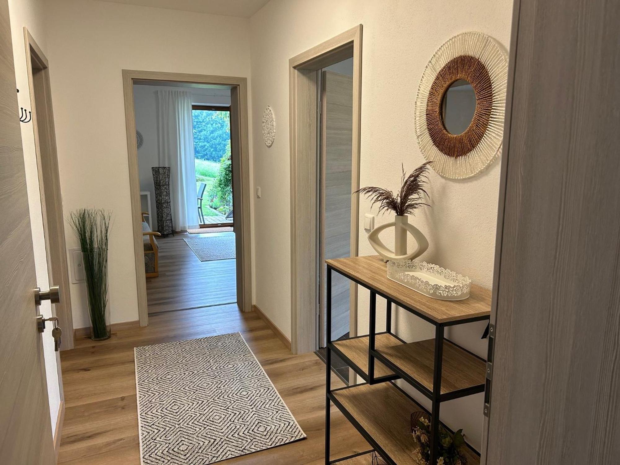 Ruhige Ferienwohnung Mit Terrasse Fuer 2 Personen Vohenstrauss Εξωτερικό φωτογραφία